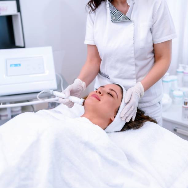 Non-surgical face contouring and fat reduction treatments at OC Weight Loss and MedSpa