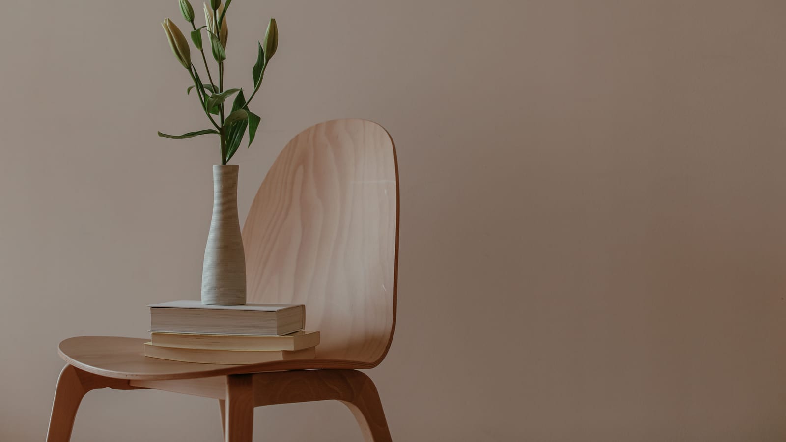Calm, softly lit sitting area with linen furnishings and a potted plant — semaglutide for weight loss at OC Weight Loss &